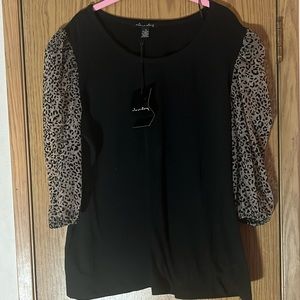 Black shirt with chiffon leopard print sleeves nwt